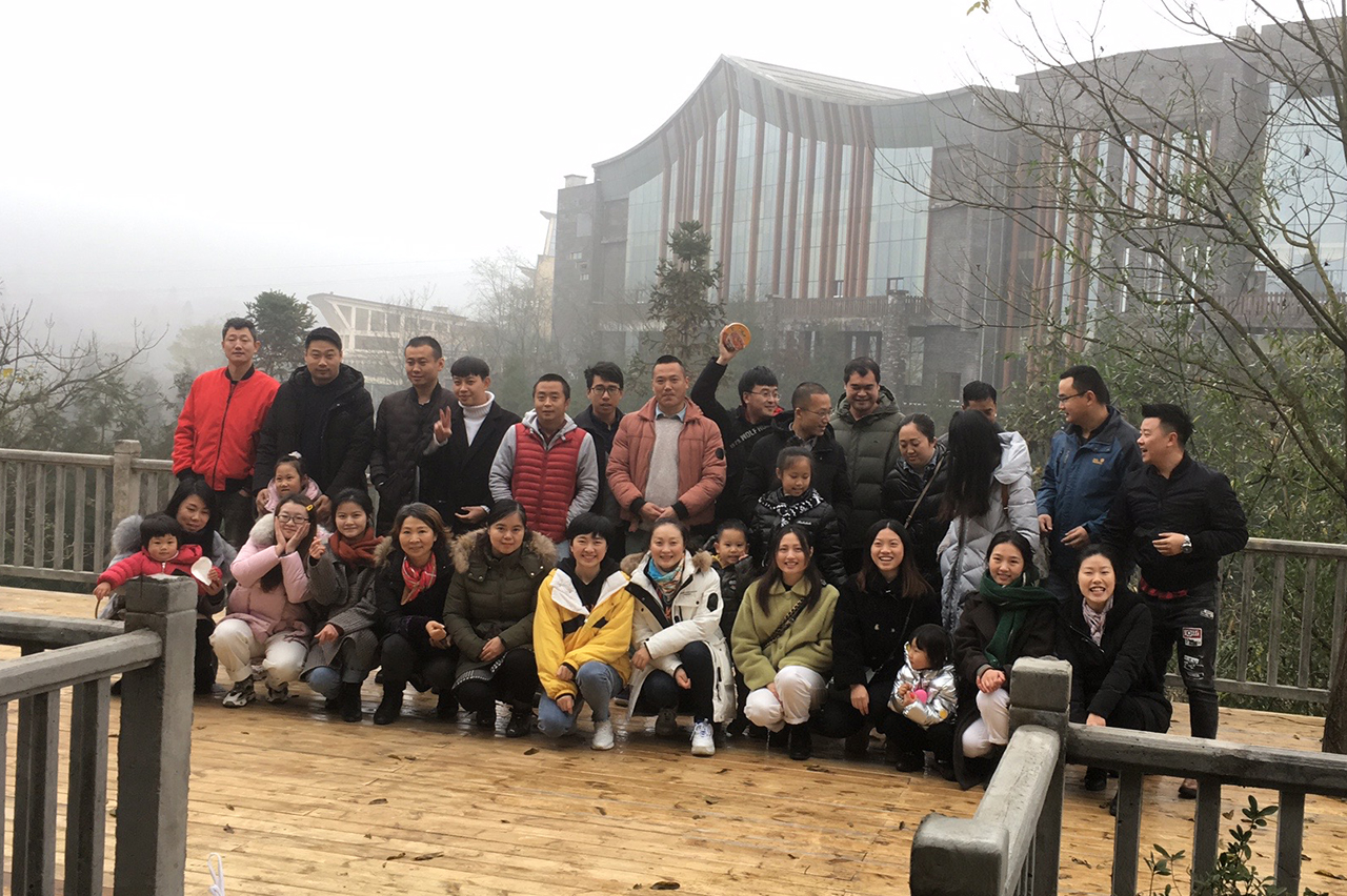 2019年12月成都聯(lián)興行峨眉山之旅